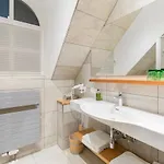מלון Hotel-restaurant-cafe Krainer 4*