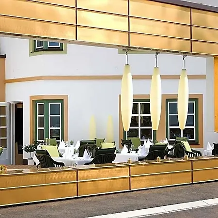 Hotel-restaurant-cafe Krainer Hotel 4*