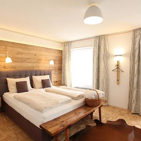 Hotel-restaurant-cafe Krainer Hotel 4*