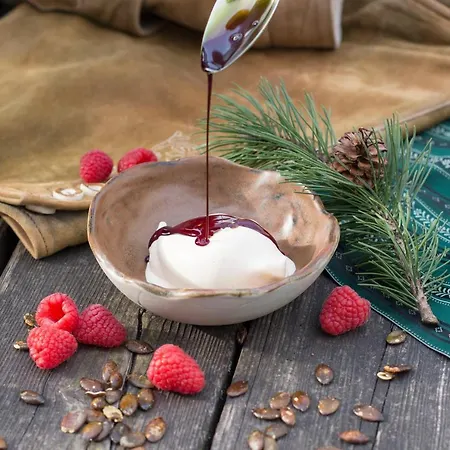 호텔 Hotel-restaurant-cafe Krainer 4*