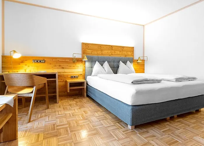 Hotel-restaurant-cafe Krainer 4*