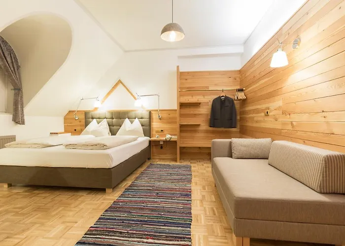 فندق Hotel-restaurant-cafe Krainer 4*